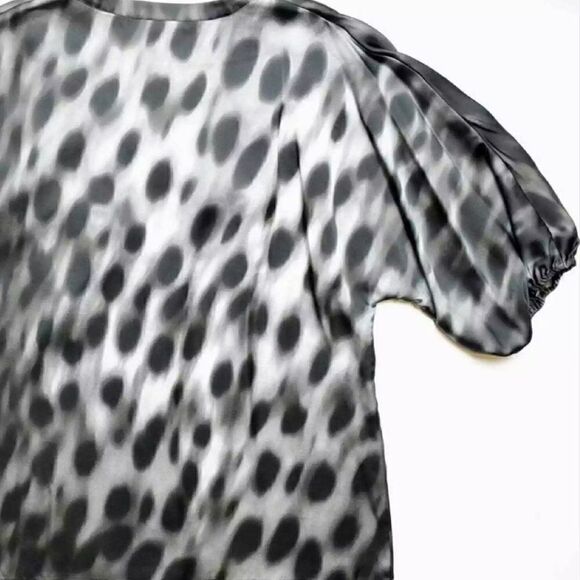 Kenneth Cole Animal Print (M) - Picture 8 of 8